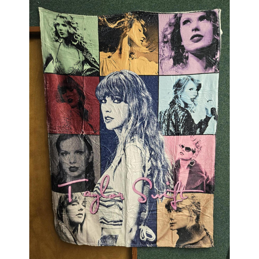 Taylor Swift Designed Flannel Blanket – Custom Style Cozy Throw Blanket 50x40